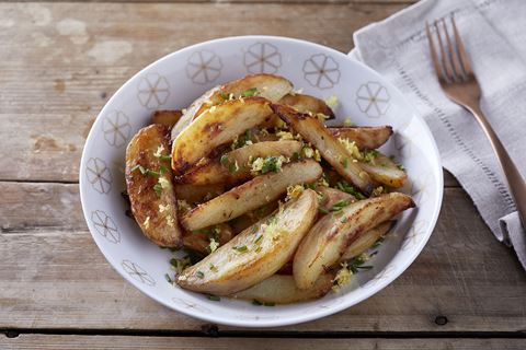 recipe image Ψητές λεμονάτες πατάτες