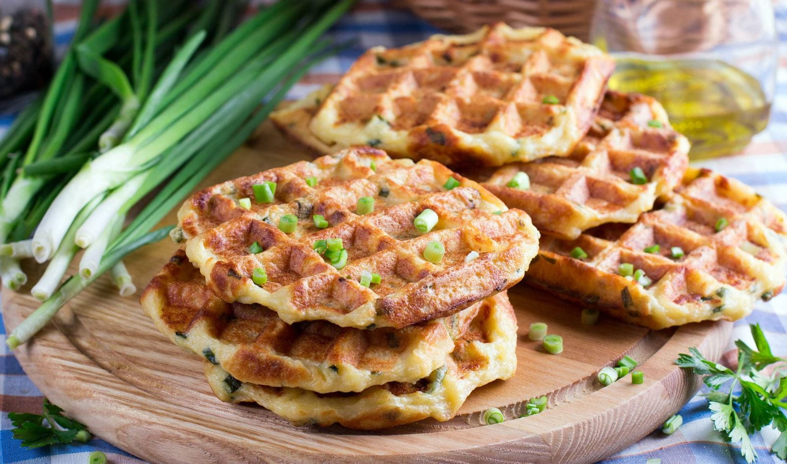 recipe image Aardappelwafels met avocadodip